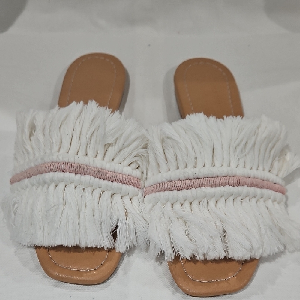 Pawuamba Two Roots Sandals